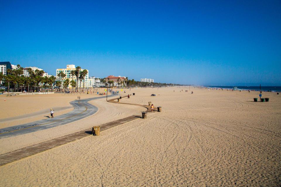 Amazing Venice beach view during hot summer day